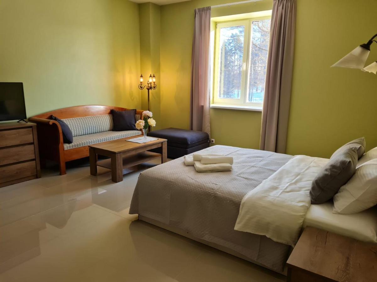 Grundenberga Hotel With Self Check-In Baldone Exteriér fotografie